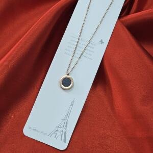 Elegant Round Black Stone Pendant Necklace – Stainless Steel