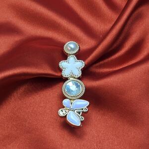 Pearl Bloom Butterfly Luxe Catch Clip