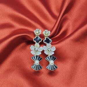 Black & White Multi-Charm Statement Hair Clip