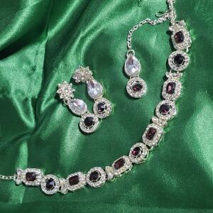 Ruby Noir Crystal Necklace Set