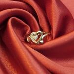 Elegant Heart Swirl Crystal Ring